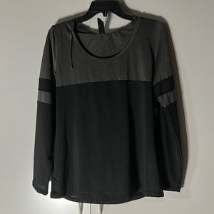 {NWT} ATHLETIC COLLECTION long sleeve